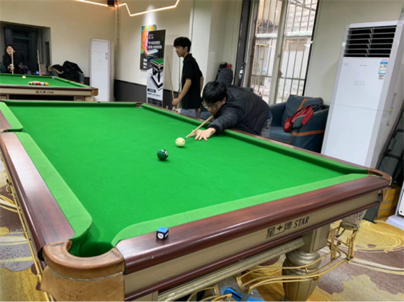 队员张天野 队员张天野